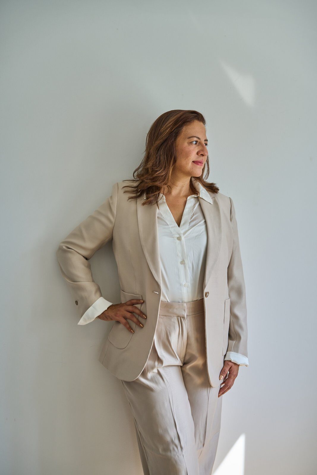 Luisana Milazzo looking to the side